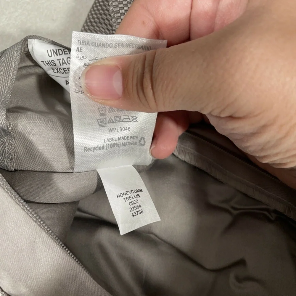 NIB‎ Hotel Collection Honeycomb Trellis Quilted (1) Standard Sham